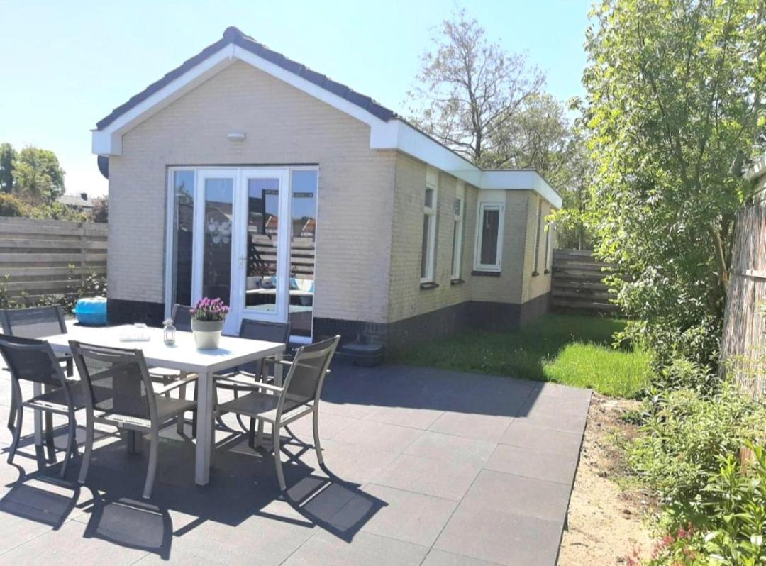 Huisje Britt Met Grote Tuin En Veel Privacy Dirkshorn 외부 사진